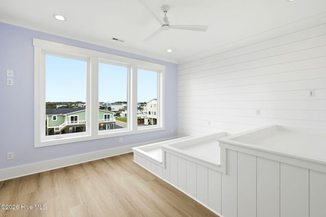 787 Ocean Boulevard W, Supply, NC 28462