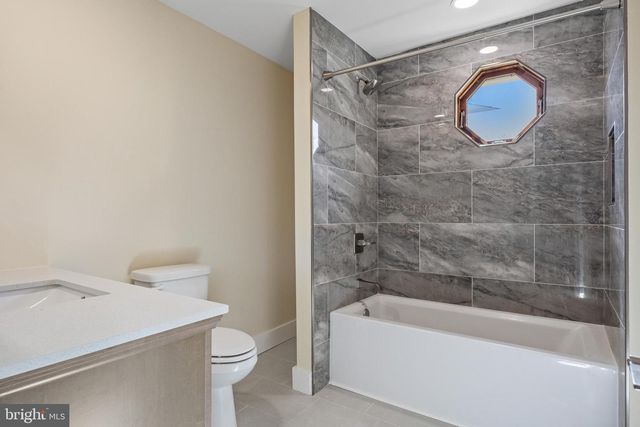 16 MOORE AVE, Cherry Hill, NJ 08034