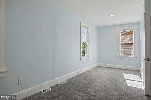 16 MOORE AVE, Cherry Hill, NJ 08034