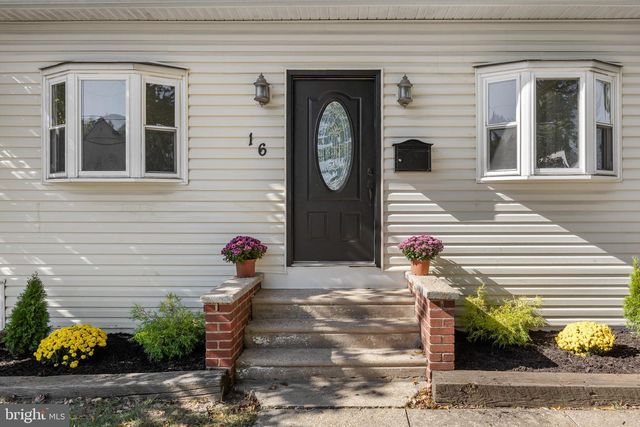 16 MOORE AVE, Cherry Hill, NJ 08034