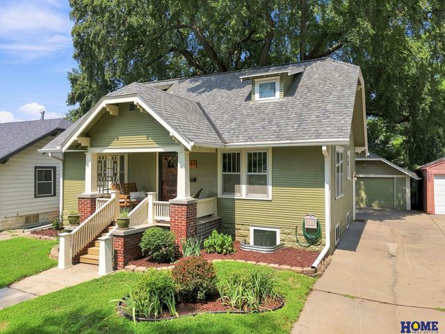 1151 Idylwild Drive, Lincoln, NE 68503
