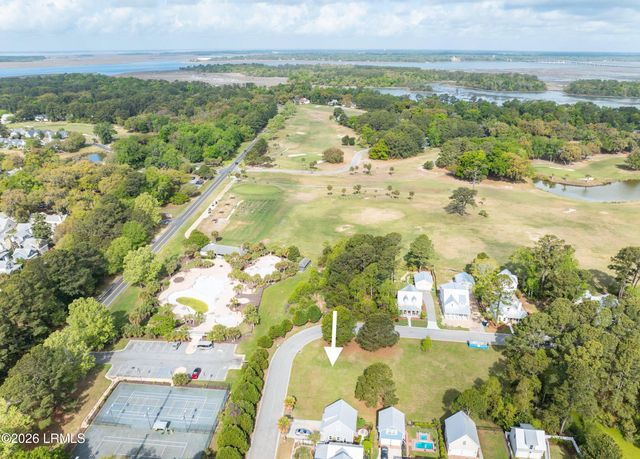8 Stoney Island Drive, Beaufort, SC 29907
