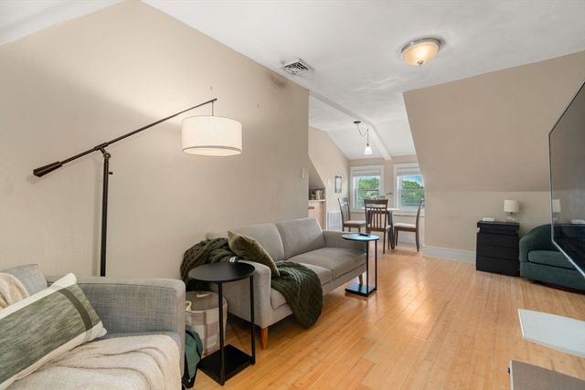 58 Oliver Street 3, Somerville, MA 02145