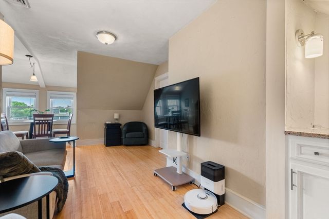 58 Oliver Street 3, Somerville, MA 02145