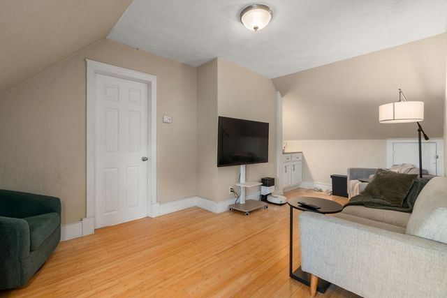 58 Oliver Street 3, Somerville, MA 02145