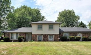 1110 S Heron Court, New Palestine, IN 46163