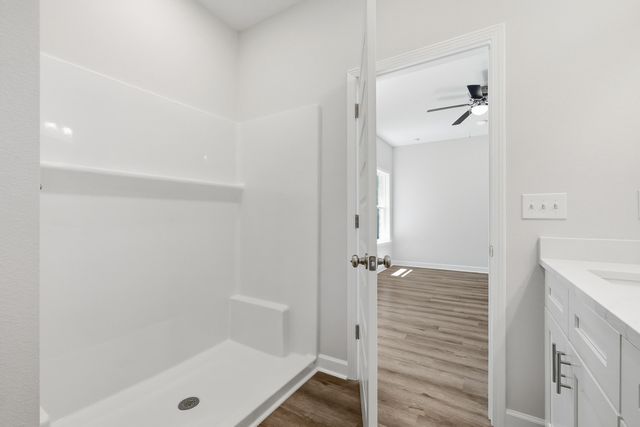 111 Sandhill Court, Freeport, FL 32439