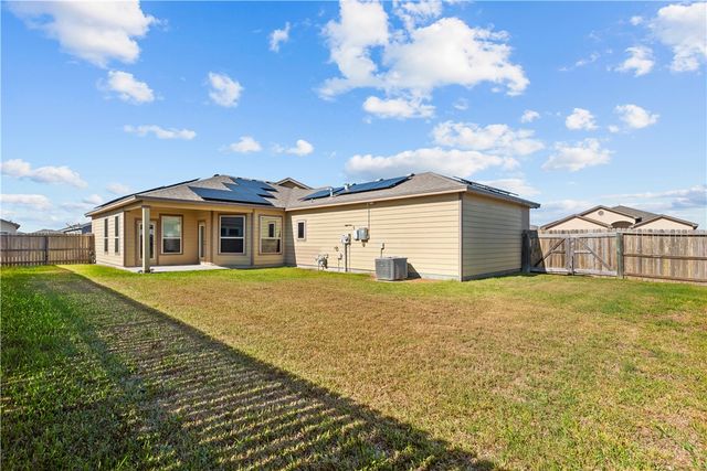 2214 Ruby Dr, Corpus Christi, TX 78414