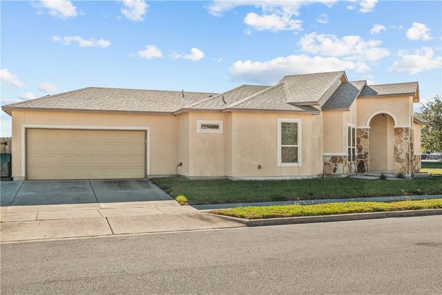 2214 Ruby Dr, Corpus Christi, TX 78414