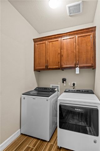 2214 Ruby Dr, Corpus Christi, TX 78414