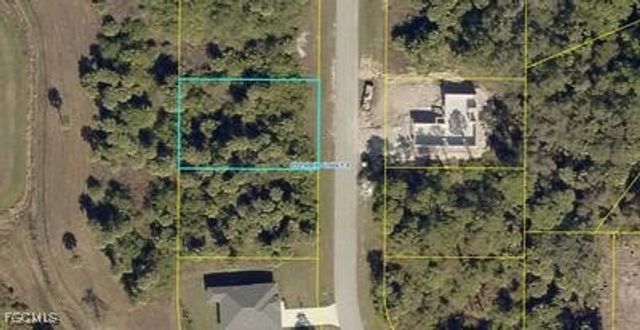 8005 Windswept CIR, Labelle, FL 33935