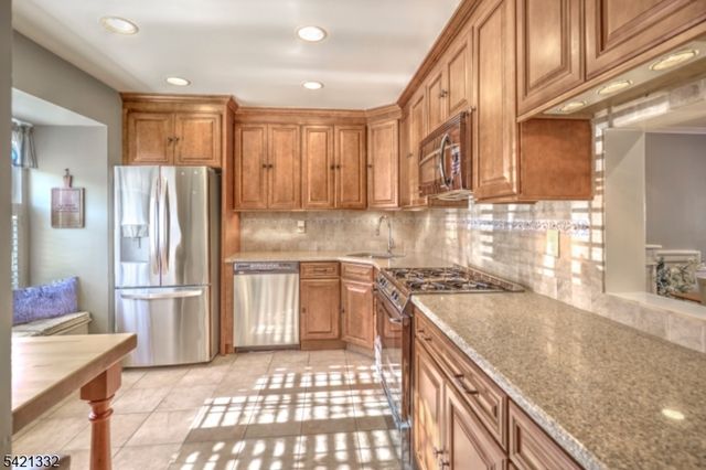 333 Penns Way, Bernards Twp., NJ 07920