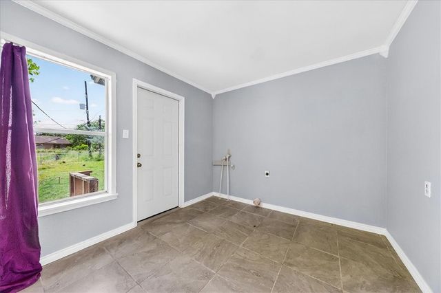 5329 Alaniz Dr, Corpus Christi, TX 78415