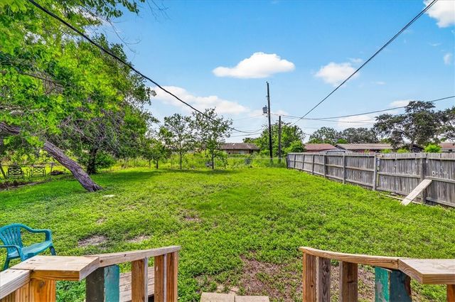 5329 Alaniz Dr, Corpus Christi, TX 78415