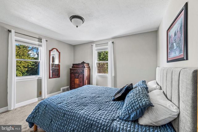 5611 OAKLAND RD, Baltimore, MD 21227