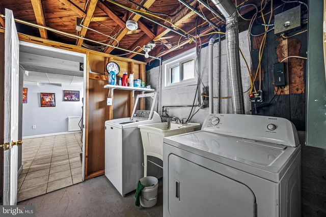 5611 OAKLAND RD, Baltimore, MD 21227