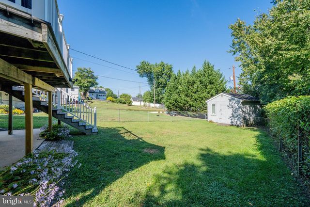 5611 OAKLAND RD, Baltimore, MD 21227