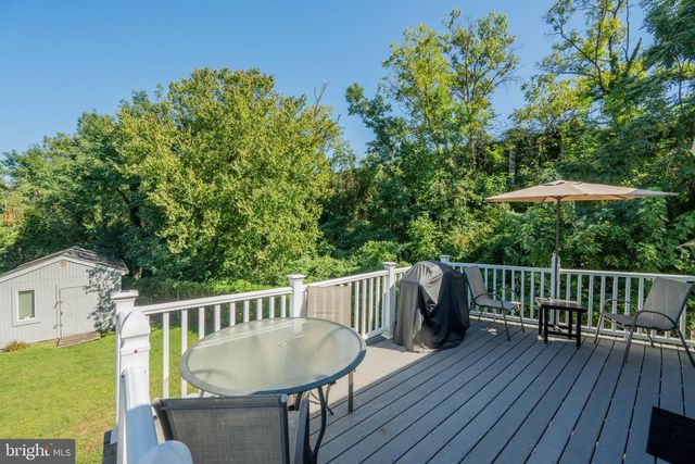 5611 OAKLAND RD, Baltimore, MD 21227