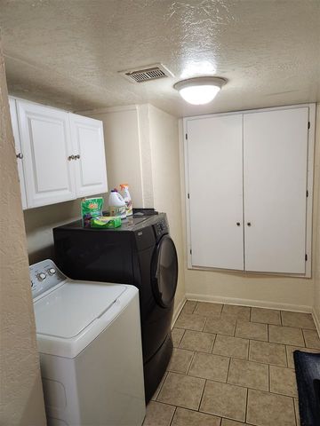 1403 NW Taft, Lawton, OK 73507