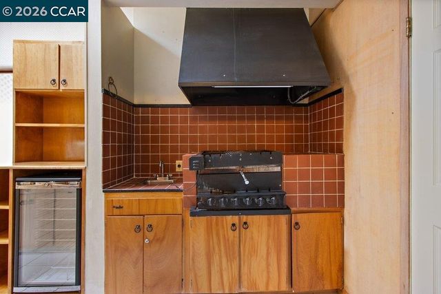 126 La Espiral, Orinda, CA 94563
