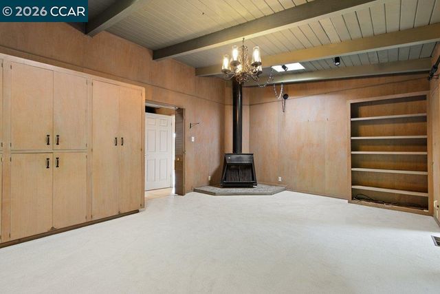 126 La Espiral, Orinda, CA 94563