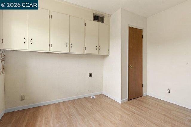 126 La Espiral, Orinda, CA 94563