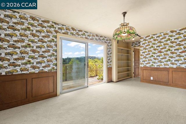126 La Espiral, Orinda, CA 94563