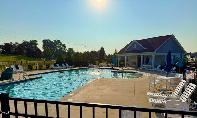 3049 Willow Ranch Drive, Fuquay Varina, NC 27526