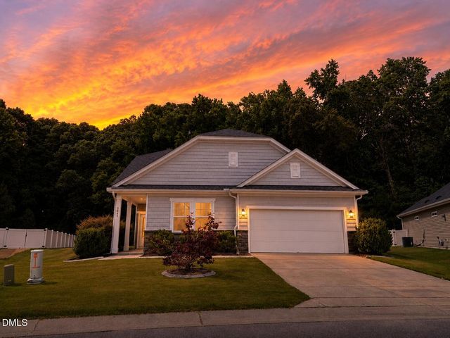 3049 Willow Ranch Drive, Fuquay Varina, NC 27526