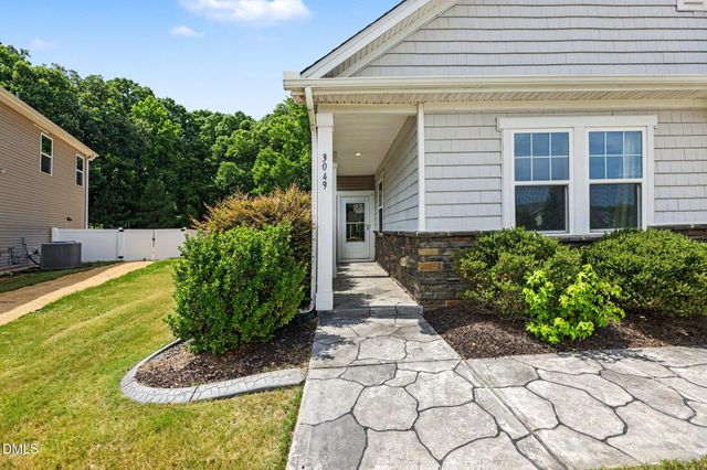 3049 Willow Ranch Drive, Fuquay Varina, NC 27526