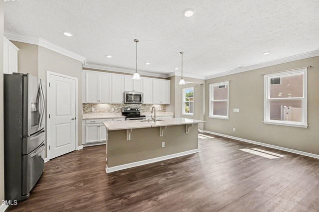 3049 Willow Ranch Drive, Fuquay Varina, NC 27526