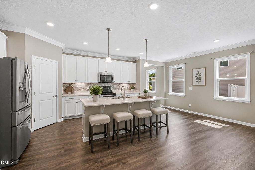 3049 Willow Ranch Drive, Fuquay Varina, NC 27526