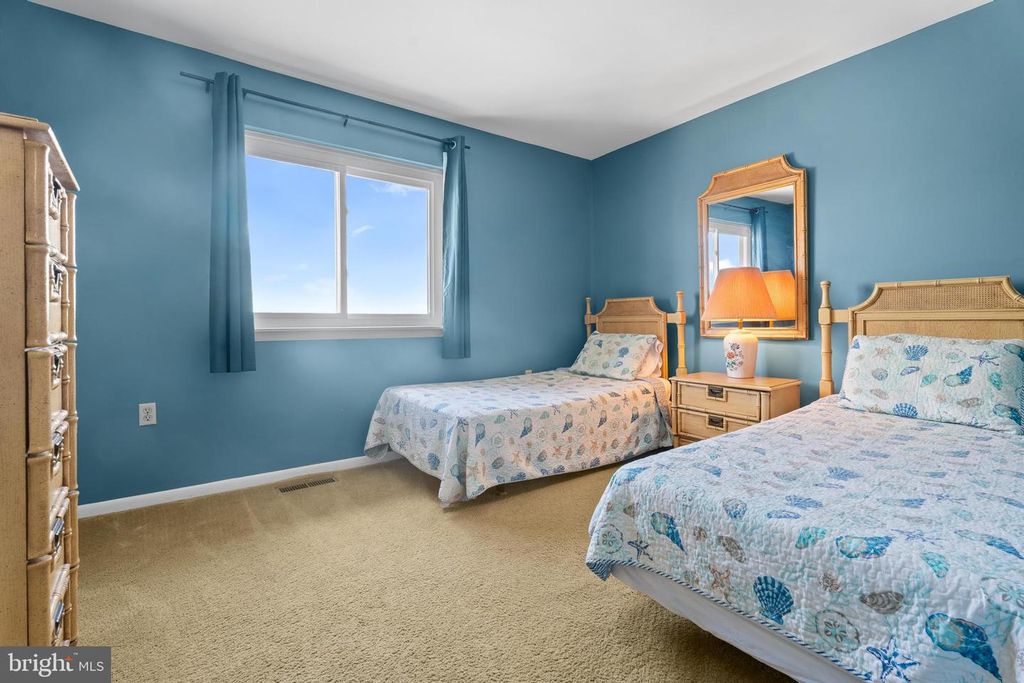 Image 40 of property listing at 721-B 94TH ST #JJ2, Ocean City, MD 21842
