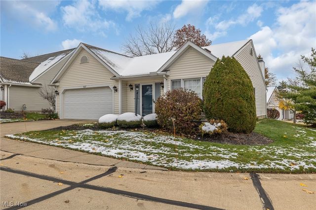 587 Thornberry Lane, Brunswick, OH 44212