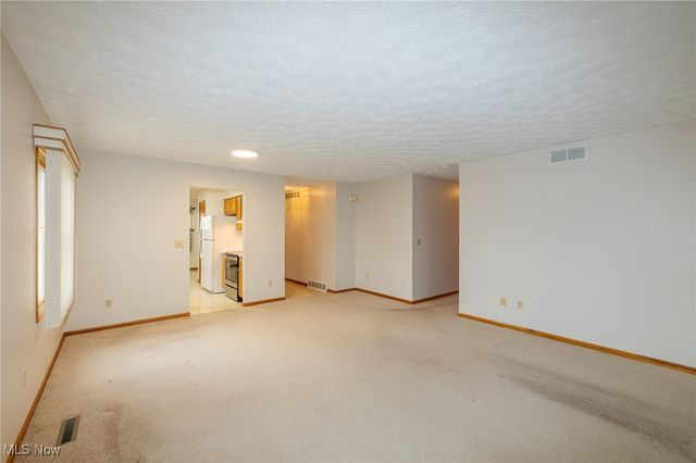 587 Thornberry Lane, Brunswick, OH 44212