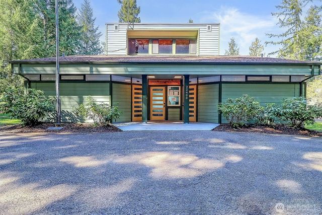 22418 N Clear Lake Boulevard SE, Yelm, WA 98597