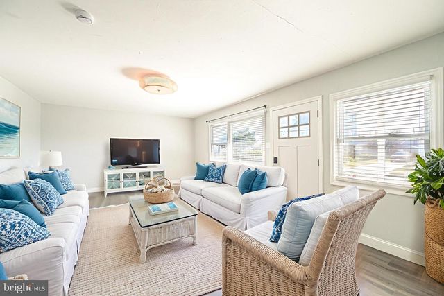 1825 BEACH AVE, Atlantic City, NJ 08401