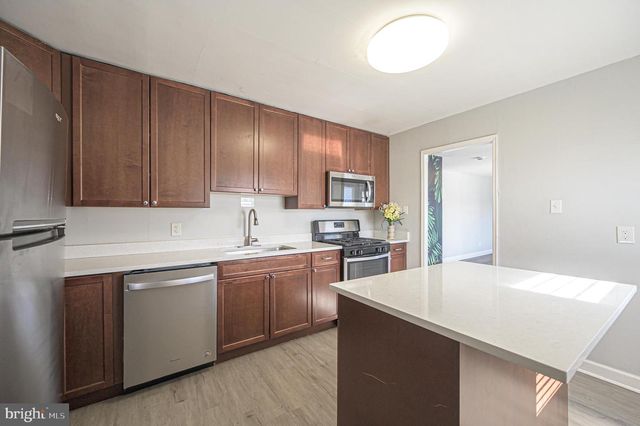 1825 BEACH AVE, Atlantic City, NJ 08401