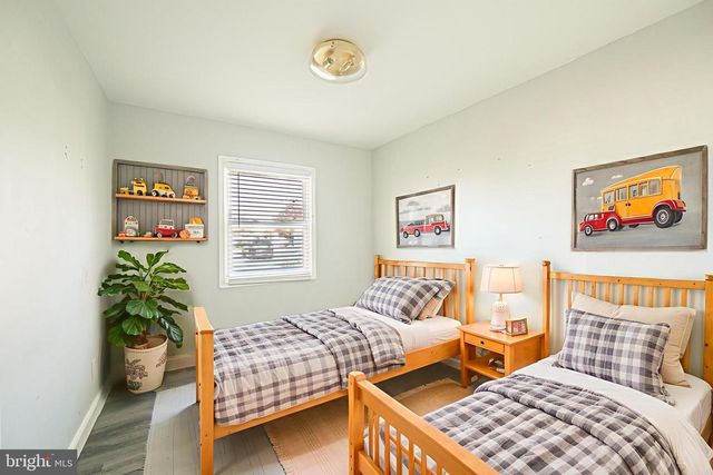 1825 BEACH AVE, Atlantic City, NJ 08401