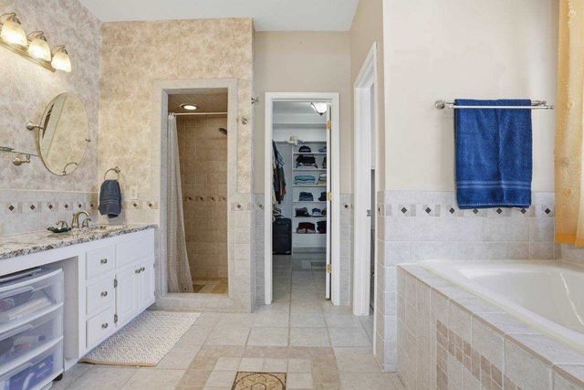 21 NW Pleasant View Ridge, Lawton, OK 73505