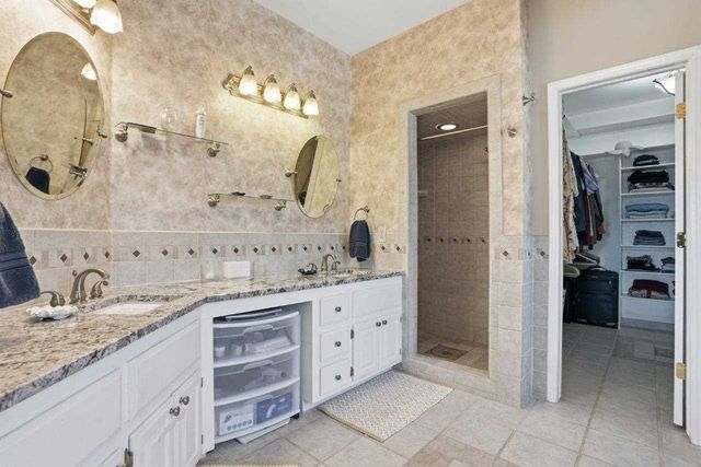 21 NW Pleasant View Ridge, Lawton, OK 73505