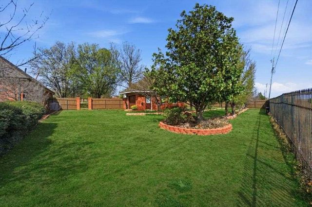 21 NW Pleasant View Ridge, Lawton, OK 73505