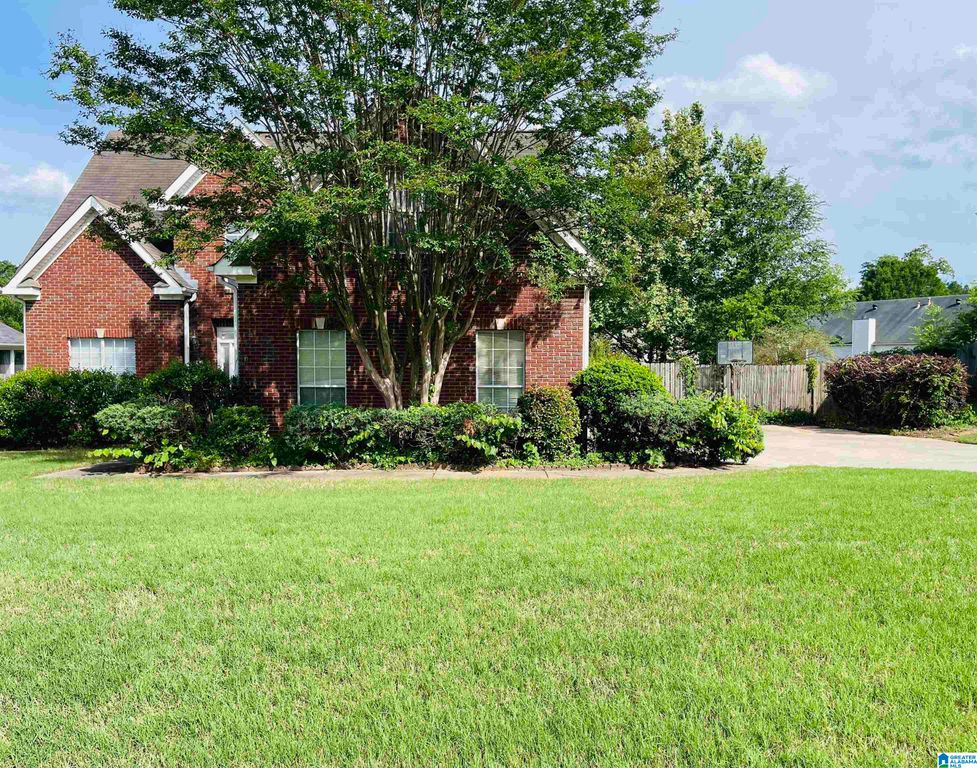 196 KING JAMES COURT, Alabaster, AL 35007
