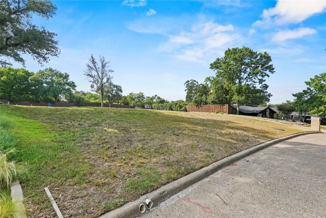 6263 Preston Creek Drive, Dallas, TX 75240