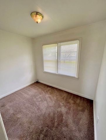 1604 E 9th, Hopkinsville, KY 42240