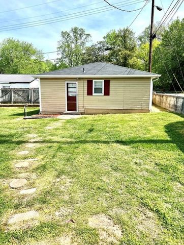 1604 E 9th, Hopkinsville, KY 42240