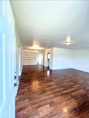 1604 E 9th, Hopkinsville, KY 42240