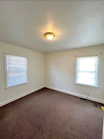 1604 E 9th, Hopkinsville, KY 42240