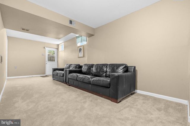 7108 E CLINTON ST, Clinton, MD 20735