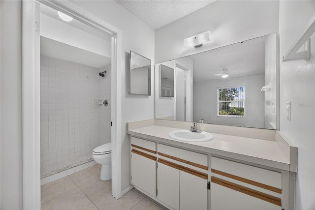 102 EDGEWATER CIRCLE, Sanford, FL 32773